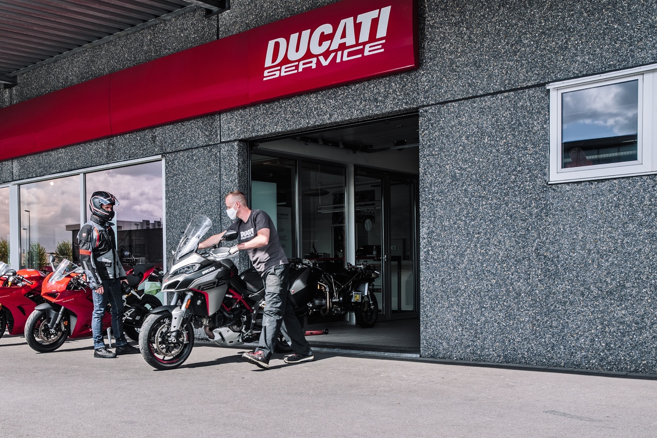 Ducati News: Ducati bietet seinen Kunden kostenlose Software-Updates und eine Garantieerweiterung von drei Monaten.