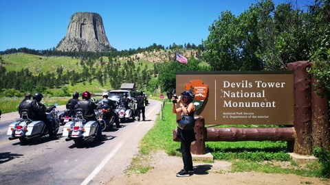 Rocky Mountains Tour USA-BIKER-TOUR (BQ).jpg