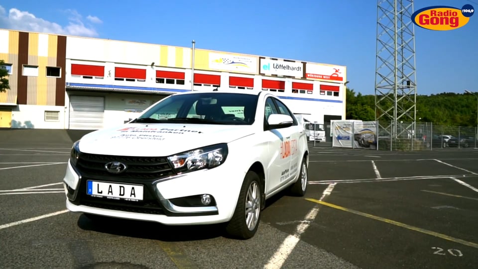 Radio Gong 106,9 Tracktest mit Andreas Pfister und dem LADA Vesta