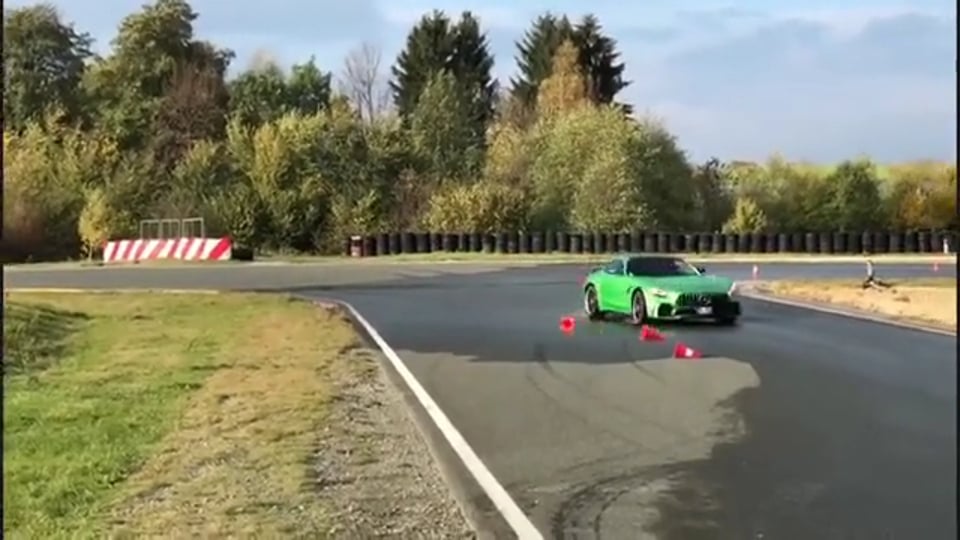 funtracks.de AMG GT/R Drift Asphalt Driftkurs Schleiz