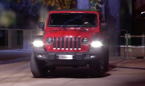 Jeep Wrangler Sahara .png