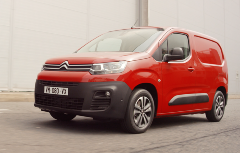 Citroen Berlingo 2020 rot.png