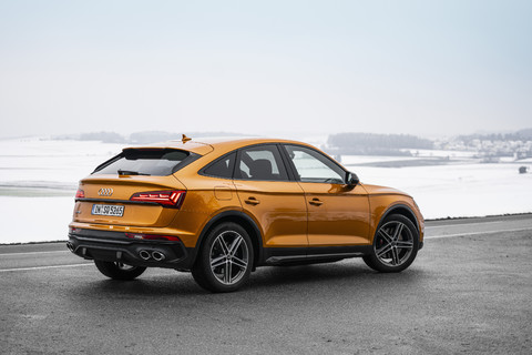 Audi SQ5 Sportback 2021 drachenrot.jpg