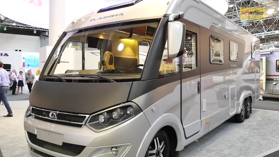 Luxus Wohnmobil Adria Sonic 3-Achser