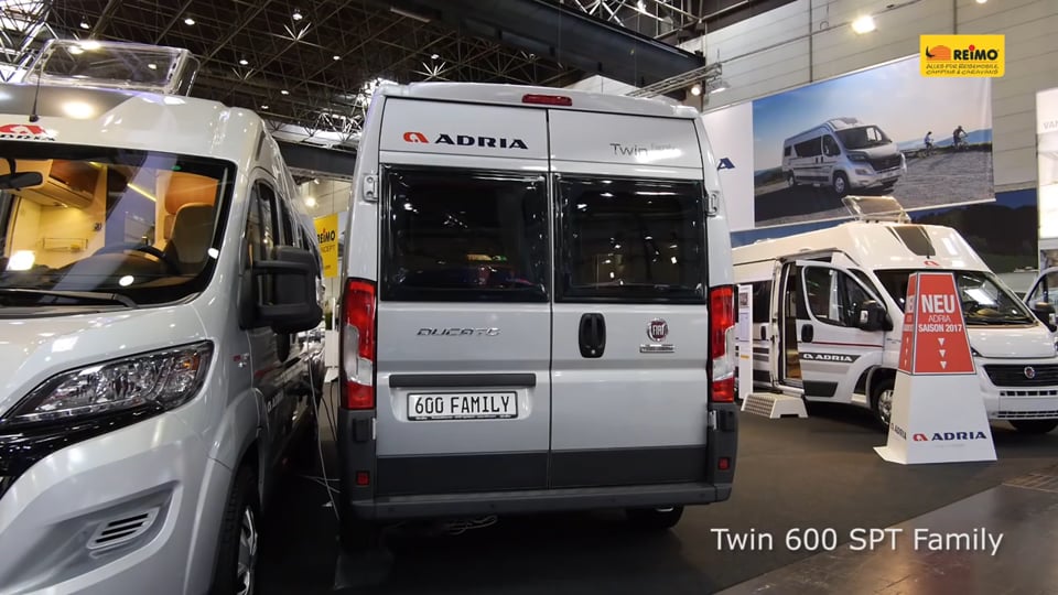 Adria 4 Personen KAstenwagen Twin 600 SPT Family