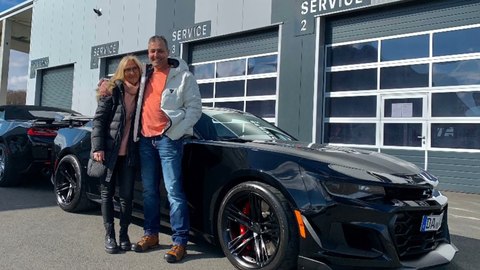 ROLLOUT _ CHEVROLET CAMARO 1LE & 2SS (BQ).jpg