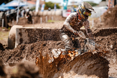 Red Bull Hard Enduro 2021 Lagares Schlamm.jpg