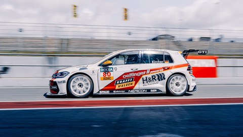 Volkswagen Team OETTINGER #8 _ season start 2021 in Oschersleben (BQ).jpg