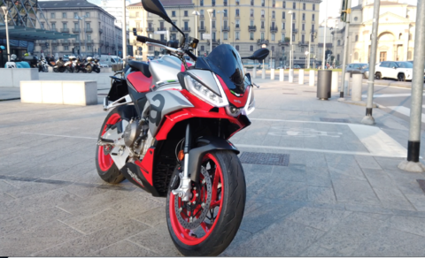 Aprilia Tuono .png