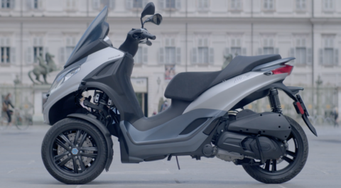 Piaggio MP3 300 HPE.png