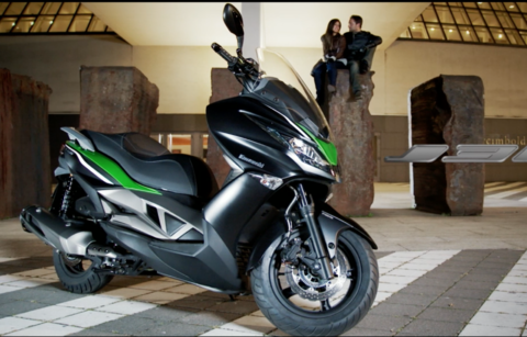 Kawasaki J300.png