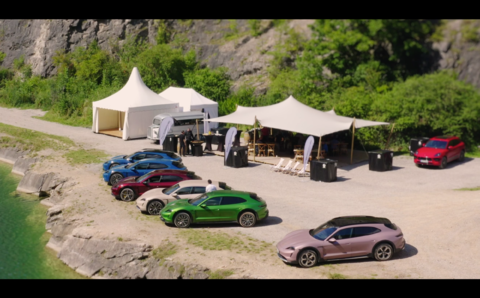 Taycan Porsche Presse-Event 2021.png