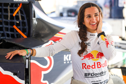 cristina_gutierrez abu dhabi desert rallye 2021.jpg