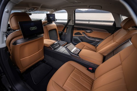 Audi A8L Luxus Innenraum Qualität.jpg