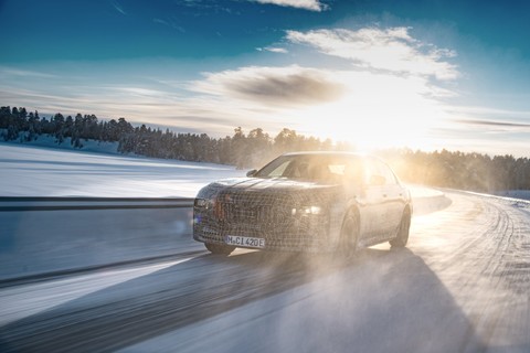 bmw-i7 Härtetest Polarkreis Schnee Eis.jpg