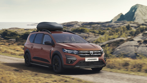 dacia-Jogger modularer Dachträger 2022.jpeg