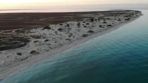 Lagerplatz am Strand auf Djerba (BQ).jpg