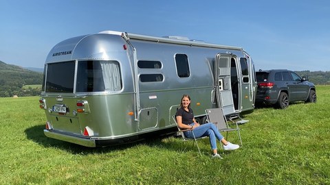 Emma stellt Euch das aktuelle Modell des Airstream 684 vor  - Deutsch (BQ).jpg