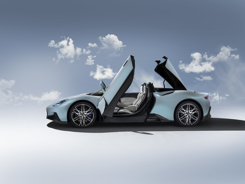 Masearti MC 20 Spyder "in den Wolken" Cielo.jpg