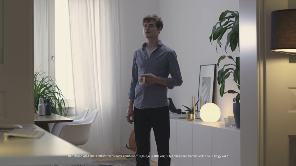  Daimler Financial Services: Ganz neues Kundenerlebnis mit dem digitalen Avatar „Sarah“