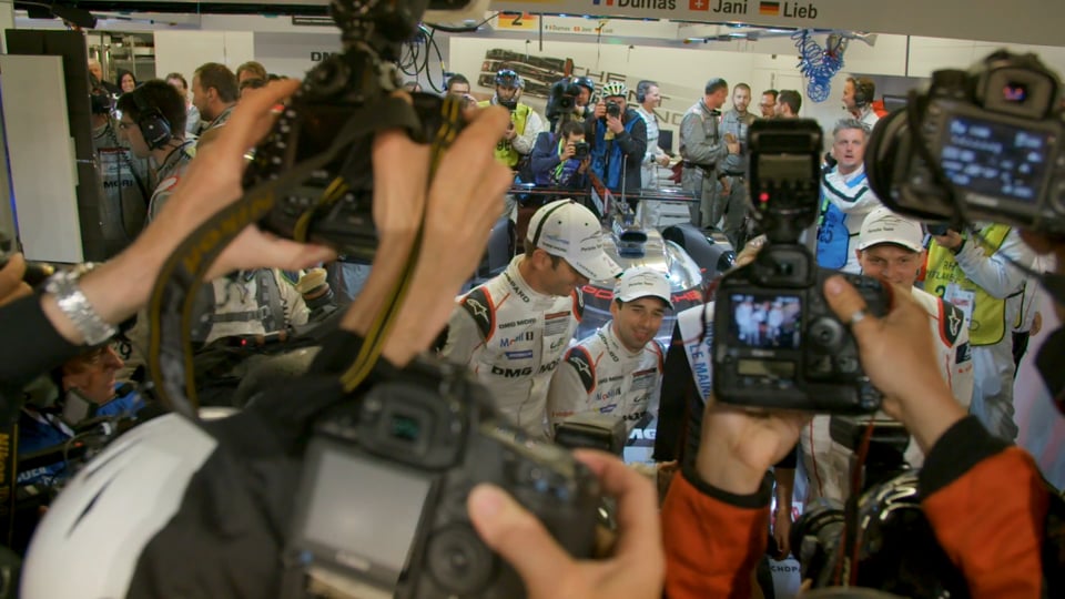 Porsche on pole at Le Mans – Porsche Motorsport 2016