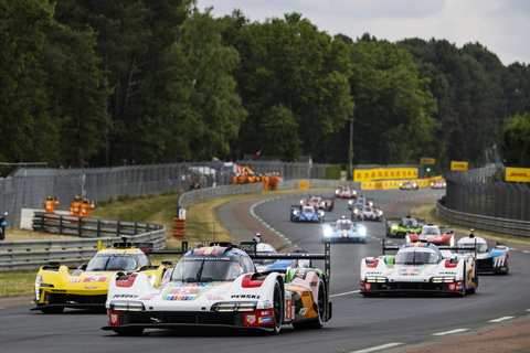 Porsche_Le_Mans_100 Jahre_Penske Motorsport_Desaster.jpg