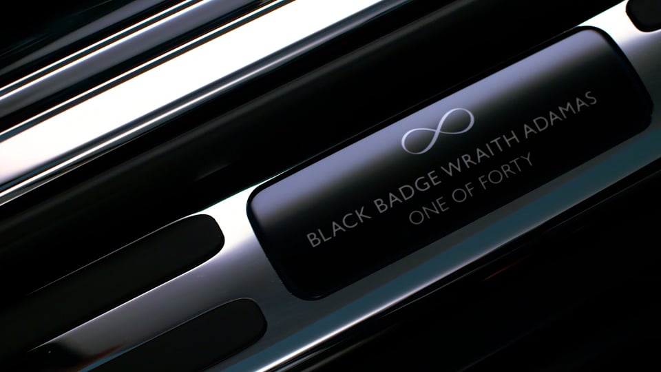 Adamas takes Rolls Royce Black Badge further into the darkness.