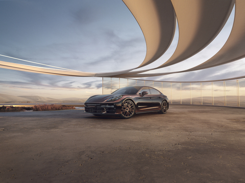 Porsche Panamera Turbo „Sonderwunsch“ debütiert in Shanghai.