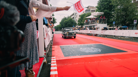 Lancia nimmt an der 1000 Miglia 2024 von Brescia nach Turin teil.