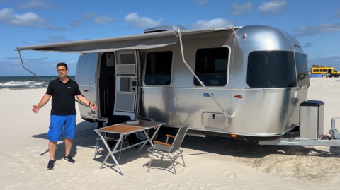 airstream germany - bambi 22 roomtour - reisemobil - wohnmobil - caravan.PNG