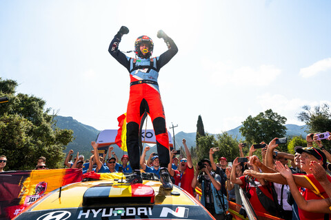 Thierry Neuville WRC 2024 Hyundai i20 Shell Rallye Griechenland.jpg