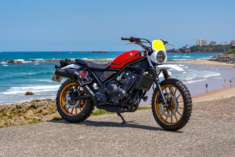 Biarritz Honda Wettbewerb Custom Show wheels-and-waves-enduro-500.jpg