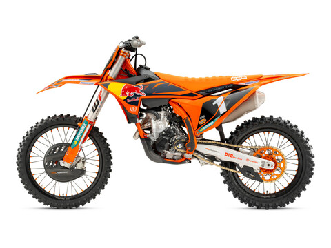 KTM PRÄSENTIERT DIE KTM SX-F FACTORY EDITIONS 2025: FAHREN WIE EIN SIEGER!.