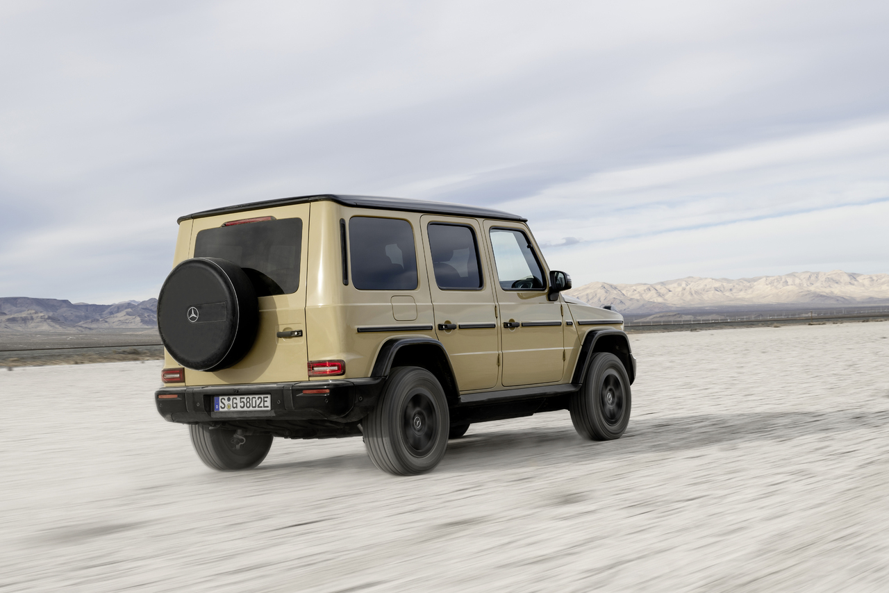 G-Klasse elektrisch Elektromotor Mercedes benz offroad SUV Geländewagen.jpg