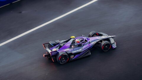 Formel E 2025 | Jeddah E-Prix: Schnellladen mit 600 kW: Boxenstopps beim Formel-E-Debüt in Dschidda.