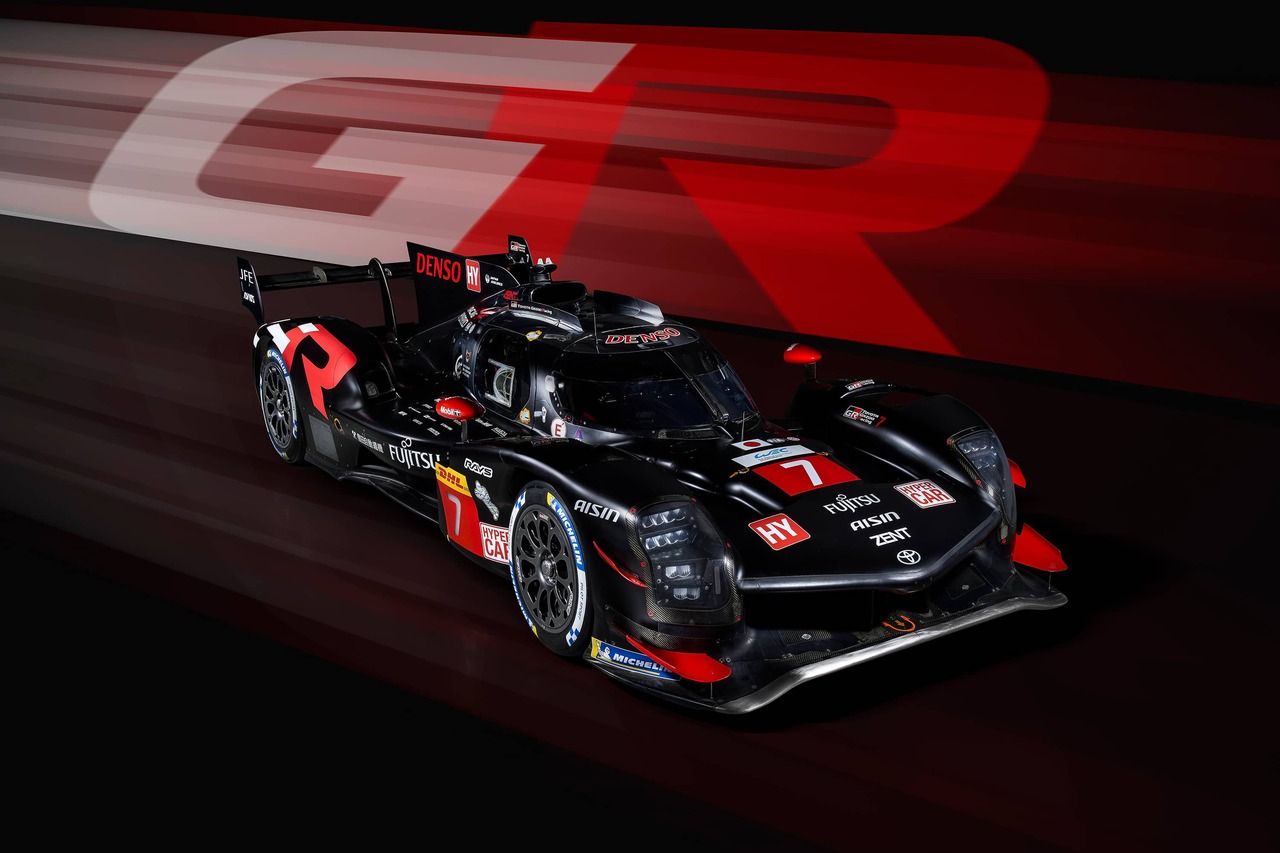 WEC 2025 | Qatar: Toyota Gazoo Racing startet in die Langstrecken-Weltmeisterschaft.