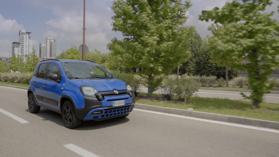 Panda Waze: the most social city car ever 