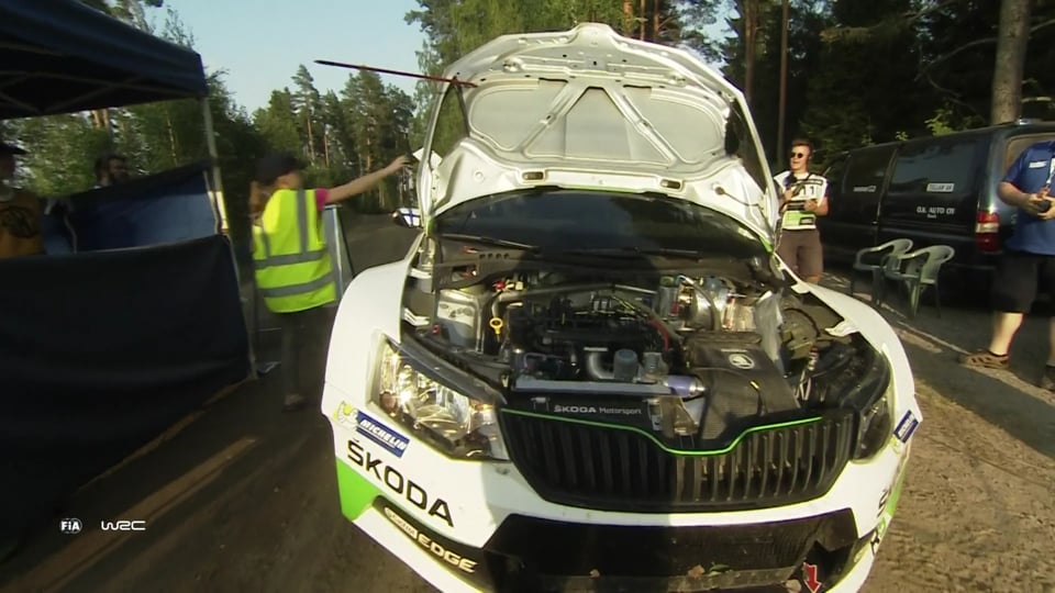 WRC2 – Stop 8 in Finland, Samstag: ŠKODA Privatfahrer Eerik Pietarinen führt WRC 2-Kategorie an...