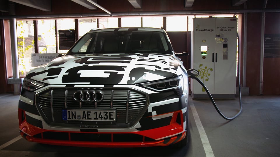  Audi e-tron-Prototyp: Voll geladen in knapp 30 Minuten 