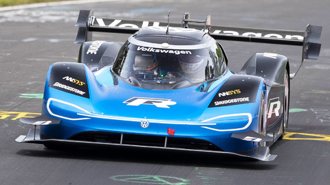 2019-vw-idr-weltrekord-nordschleife-08-2019-06-03-vwm-js1-6728.jpg