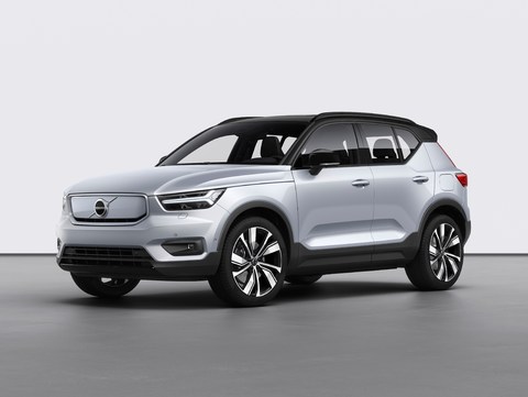 259191-volvo-xc40-recharge-p8-awd-in-glacier-silver.jpg